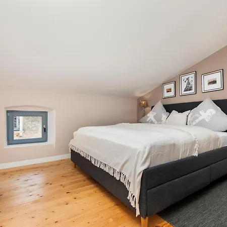 Casa Blanca Seaview Apartament *