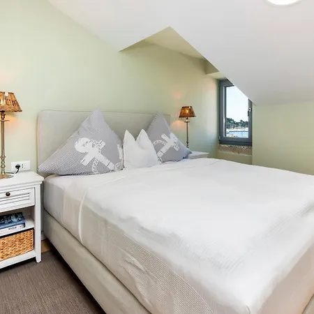 Casa Blanca Seaview Apartament