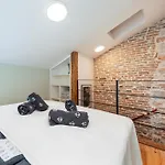 Casa Blanca Seaview * Ρόβινι
